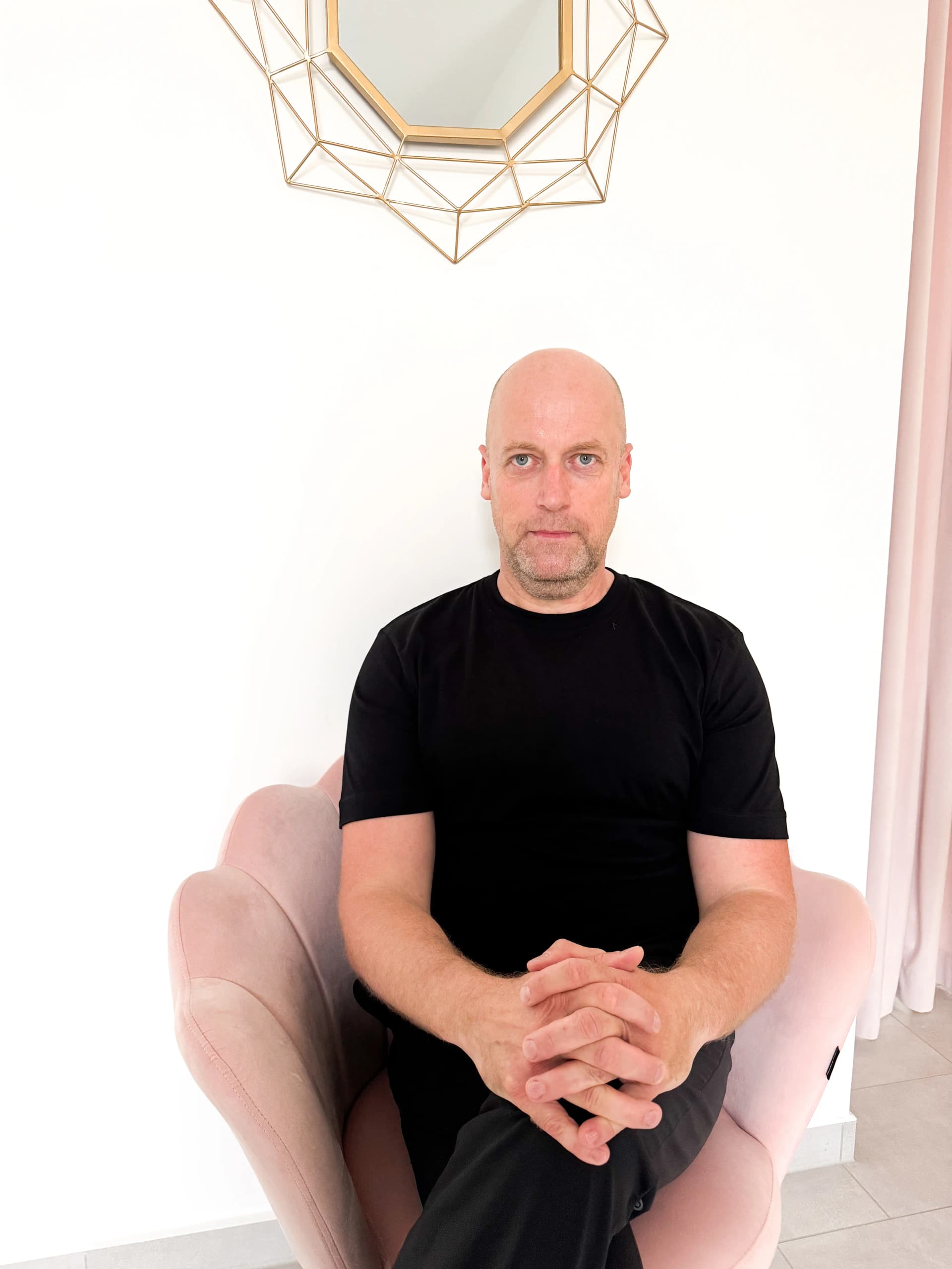 Simon László portréja